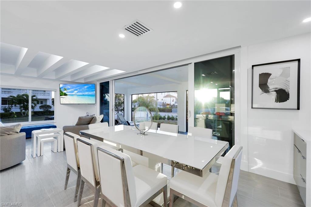 NAPLES PARK - Residential