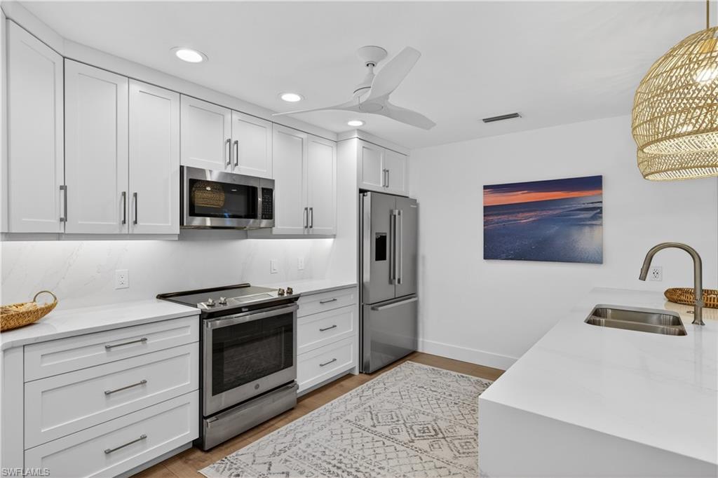 SANIBEL ESTATES - Residential