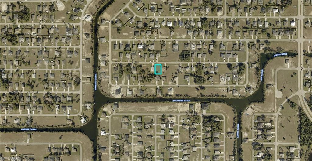 LEHIGH ACRES - Land