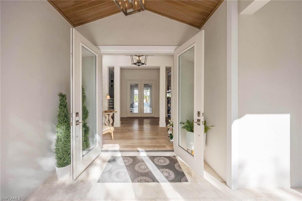 OLDE NAPLES - Residential