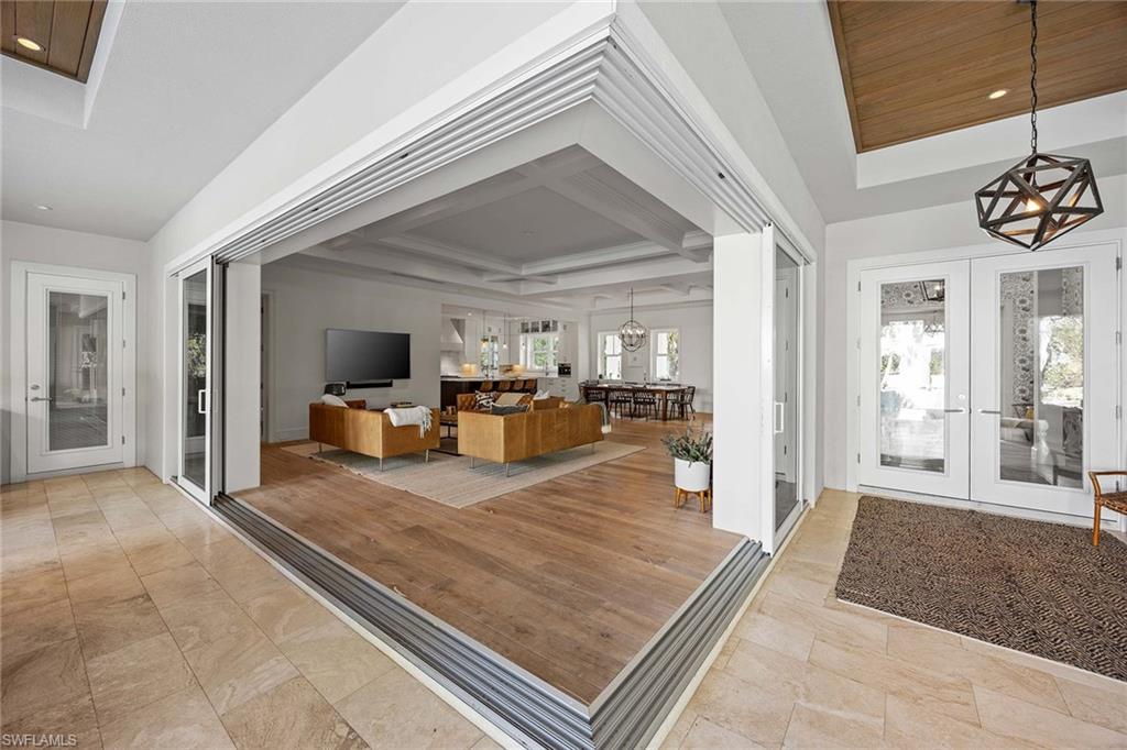 OLDE NAPLES - Residential