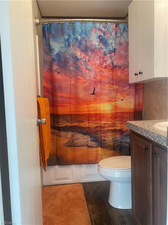 IONA GARDENS - Residential