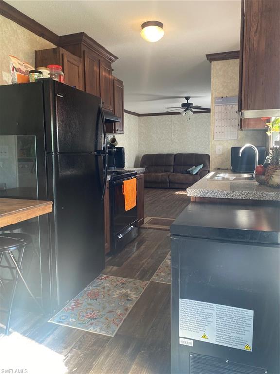 IONA GARDENS - Residential