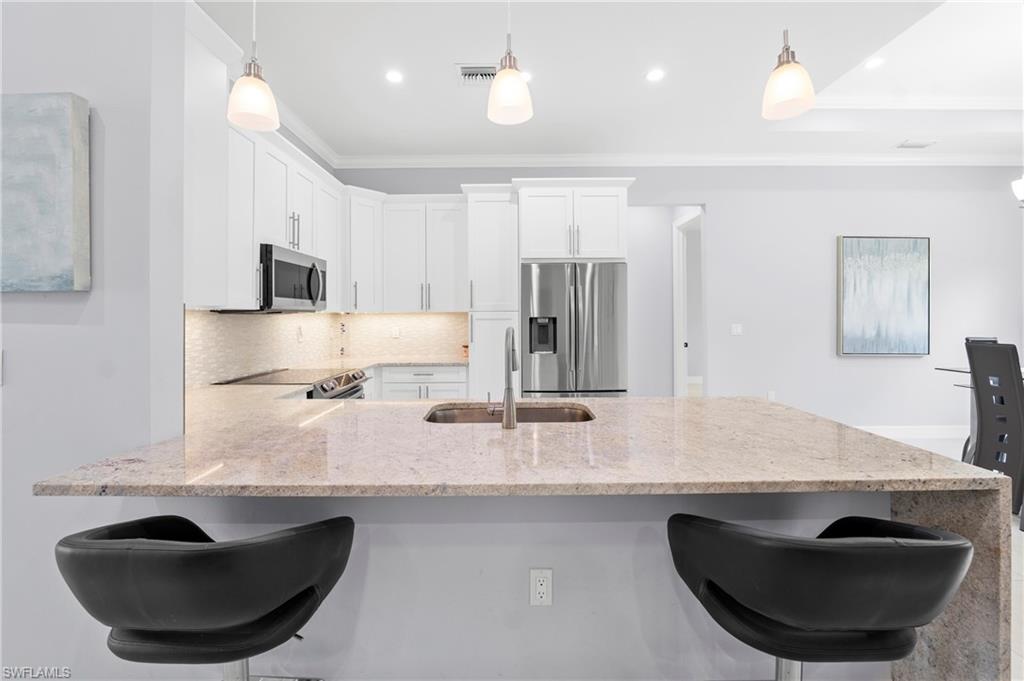 GOLDEN GATE ESTATES - Residential