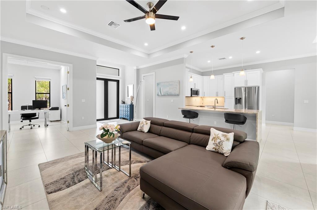 GOLDEN GATE ESTATES - Residential