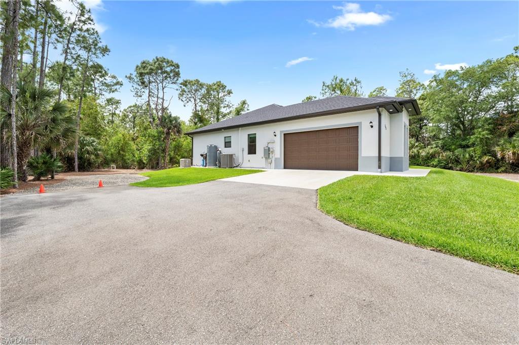 GOLDEN GATE ESTATES - Residential