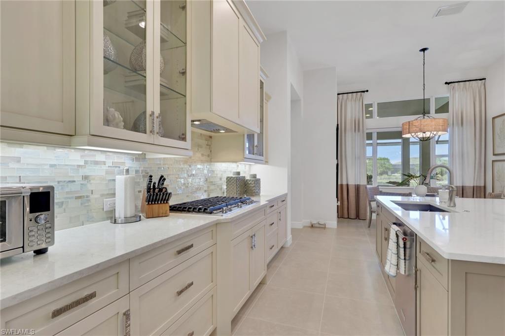 ISLES OF COLLIER PRESERVE - Residential