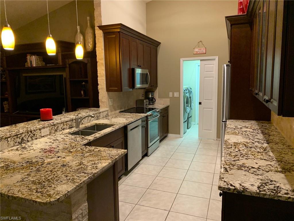 PLANTATION - Residential