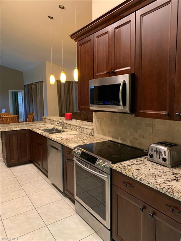 PLANTATION - Residential