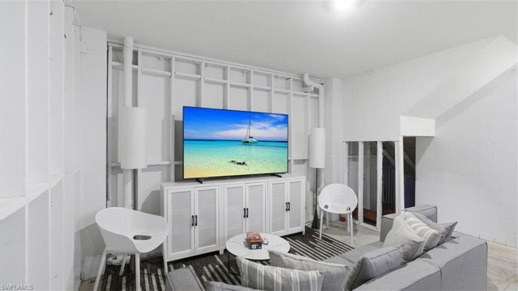 HILLS T.P. - Residential