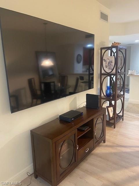 MARINA SOUTH II - Residential