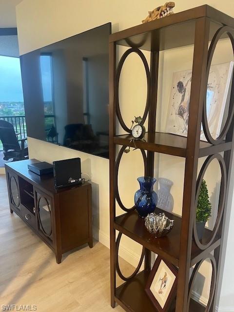 MARINA SOUTH II - Residential