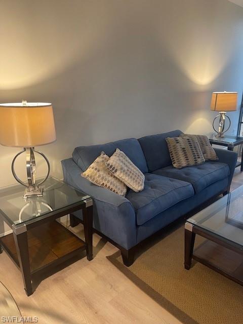 MARINA SOUTH II - Residential