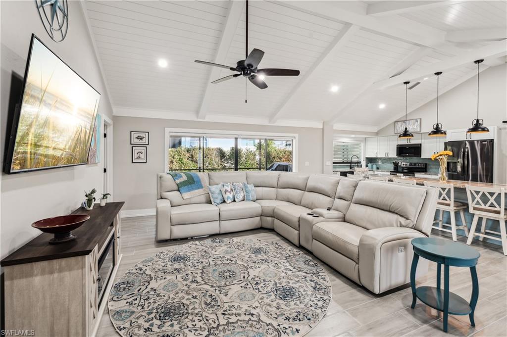 ISLAND PARK WOODLANDS - Residential