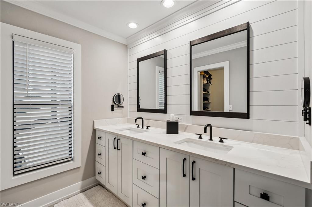 ISLAND PARK WOODLANDS - Residential