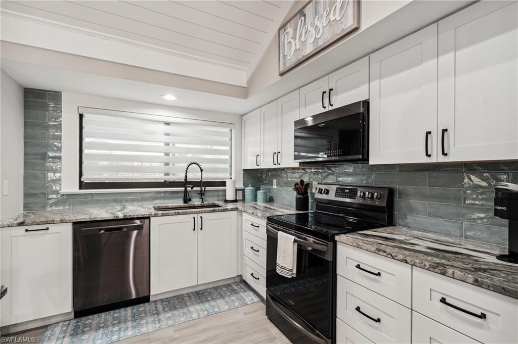 ISLAND PARK WOODLANDS - Residential