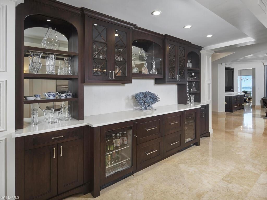 LA SCALA AT THE COLONY - Residential