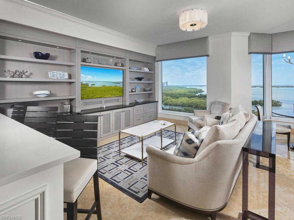 LA SCALA AT THE COLONY - Residential