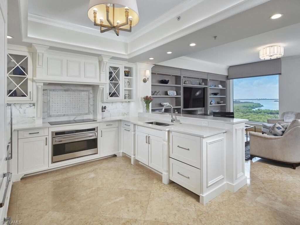 LA SCALA AT THE COLONY - Residential