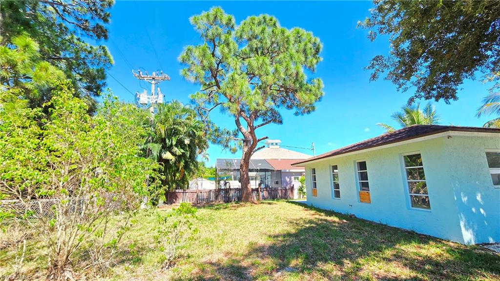 MARCO ISLAND - Residential