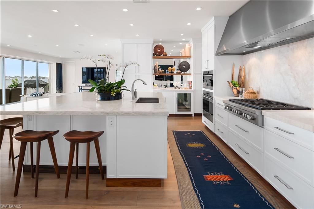 ROYAL HARBOR - Residential