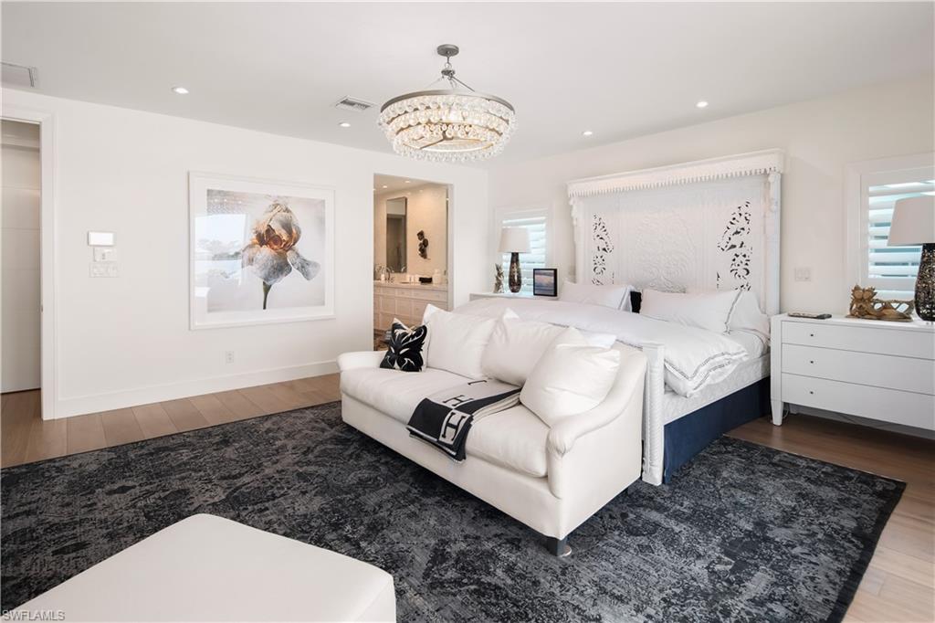 ROYAL HARBOR - Residential