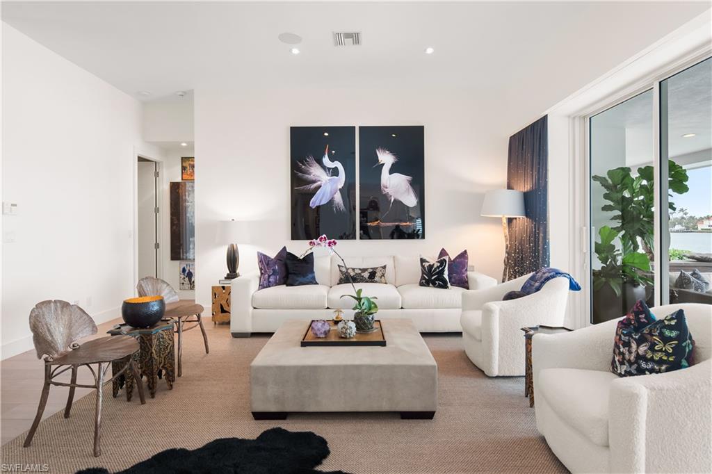 ROYAL HARBOR - Residential