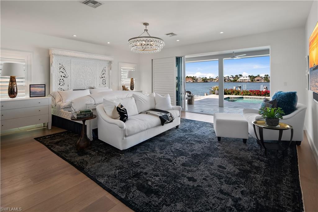 ROYAL HARBOR - Residential