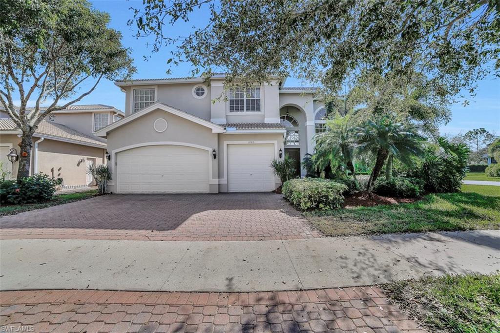 SATURNIA LAKES - Residential