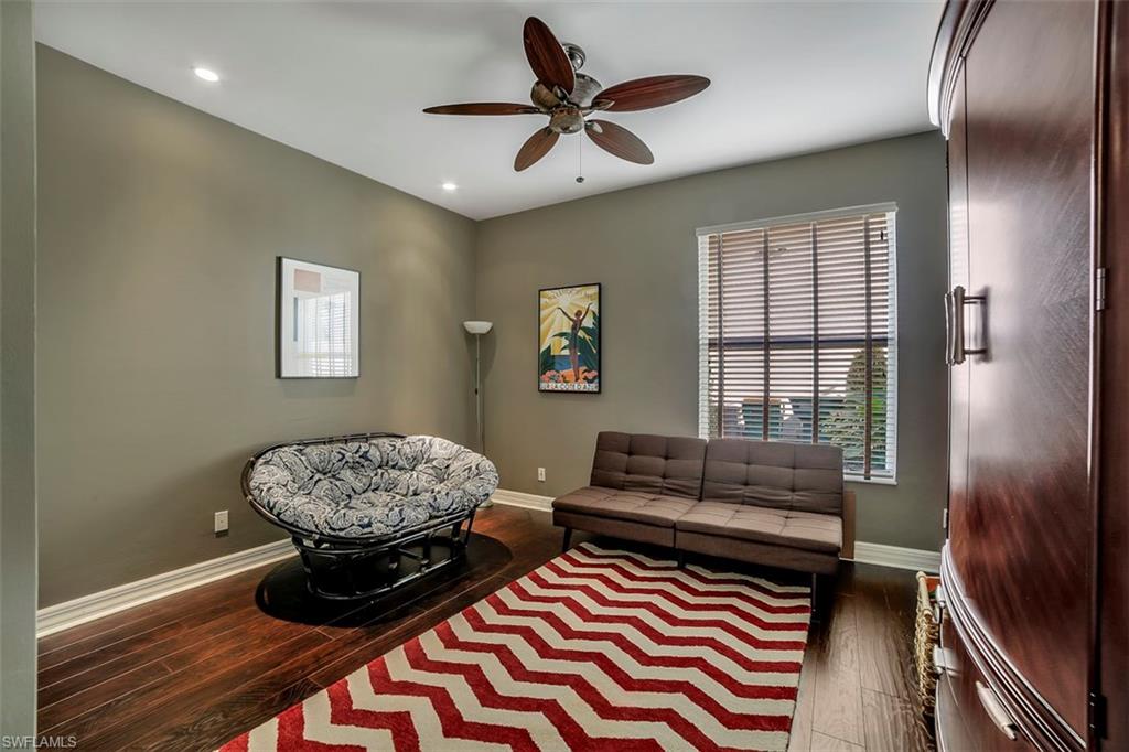 SATURNIA LAKES - Residential