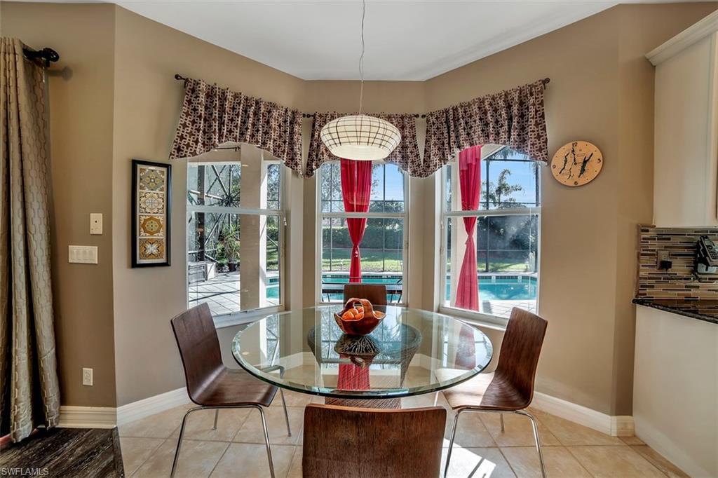 SATURNIA LAKES - Residential