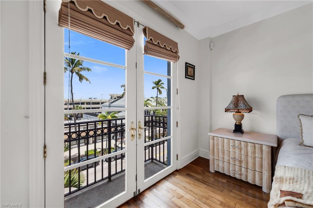 780 FIFTH AVENUE SOUTH - Residential