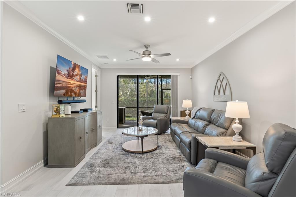 VANDERBILT RESERVE - Residential