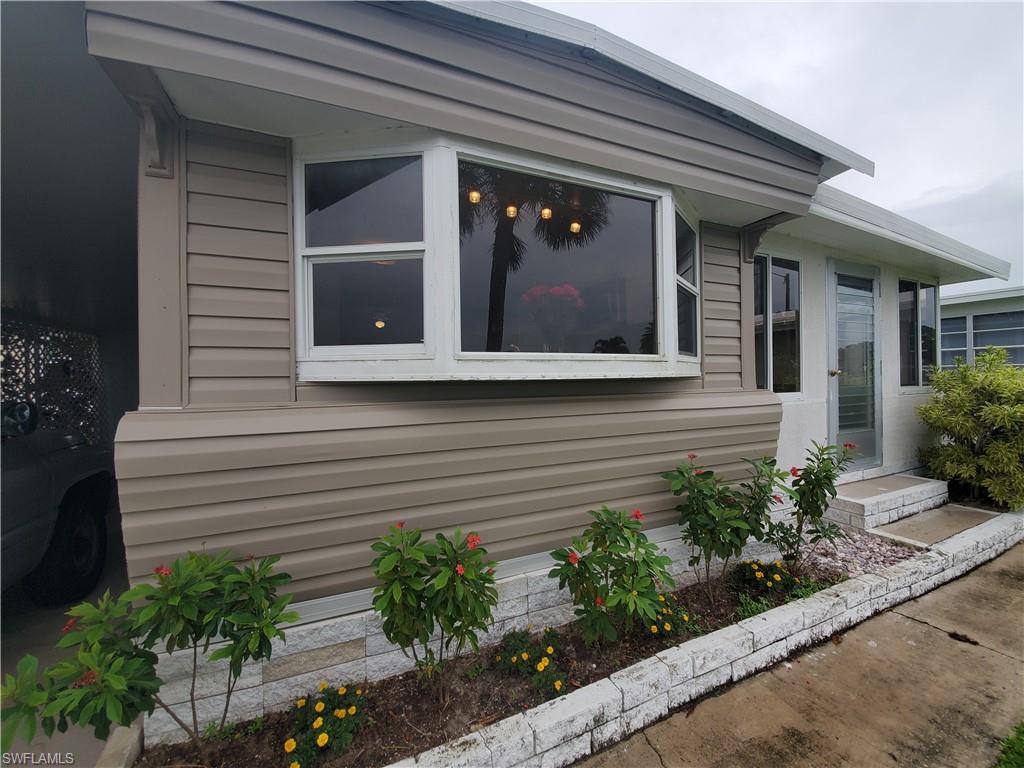 RIVIERA COLONY - Residential