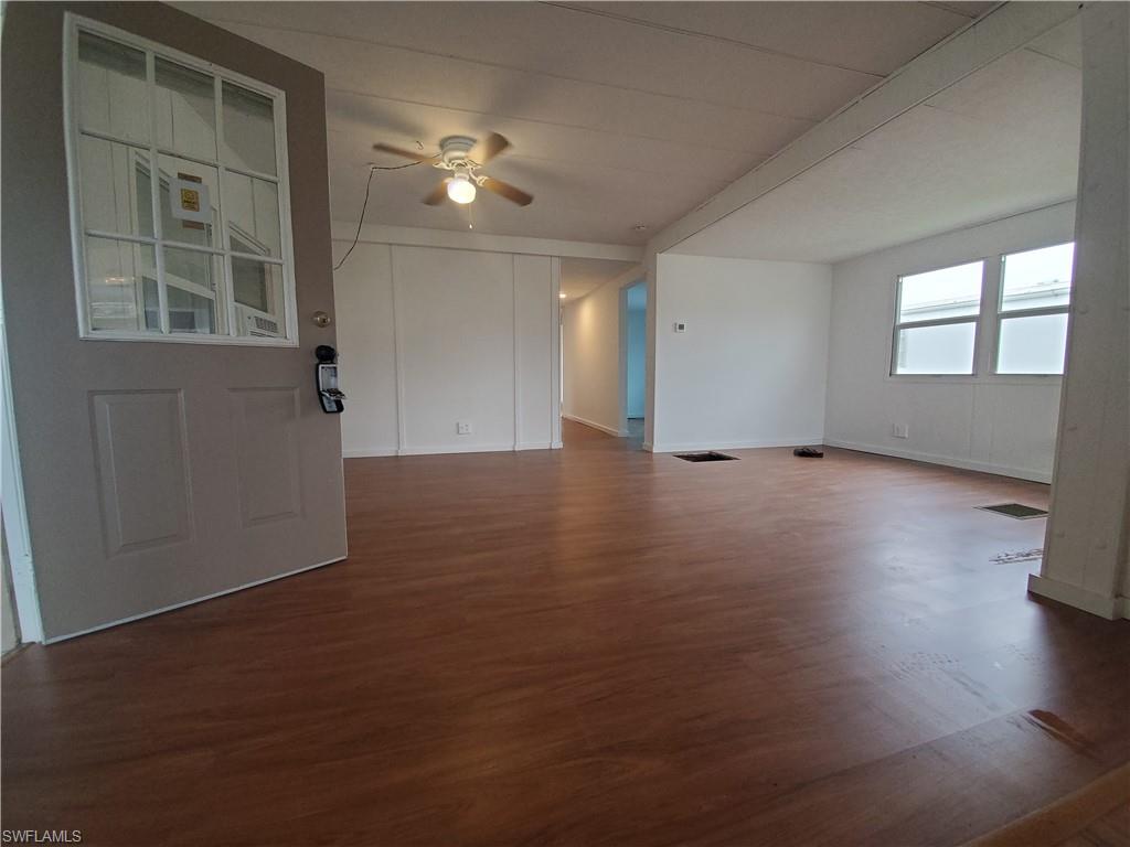 RIVIERA COLONY - Residential