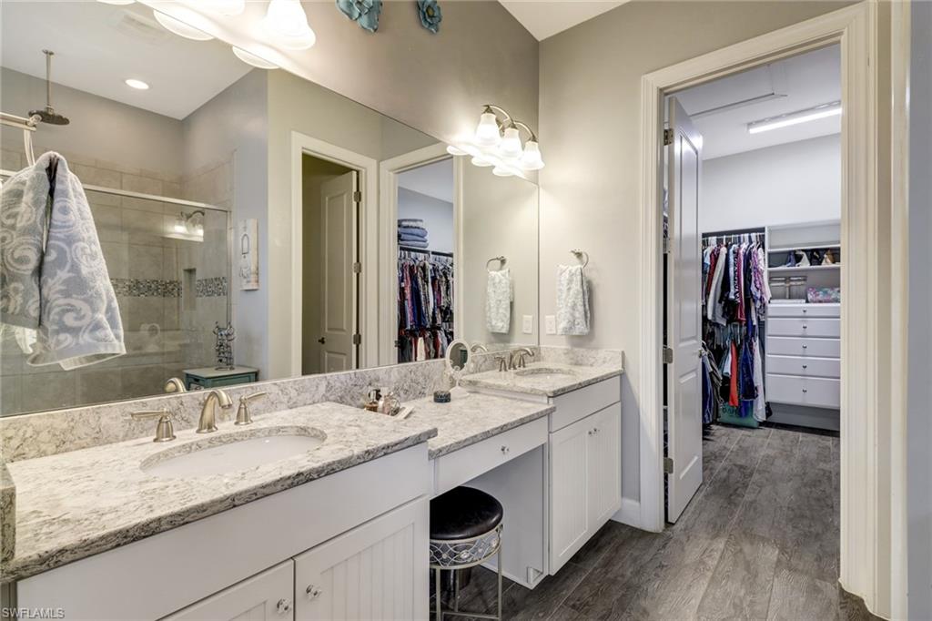 ESPLANADE - Residential