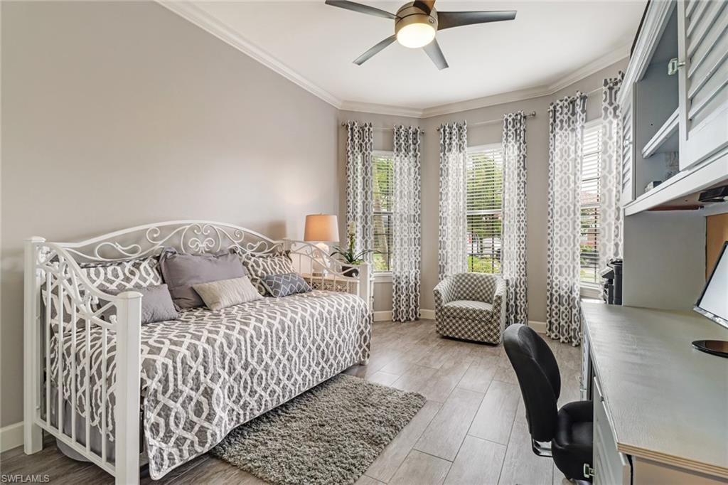 ESPLANADE - Residential