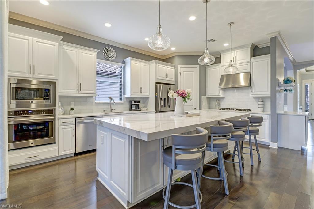 ESPLANADE - Residential