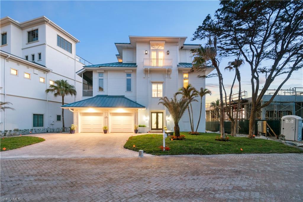 BAREFOOT BEACH - Residential