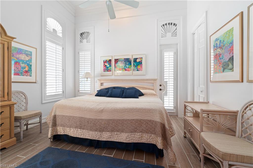 BAREFOOT BEACH - Residential