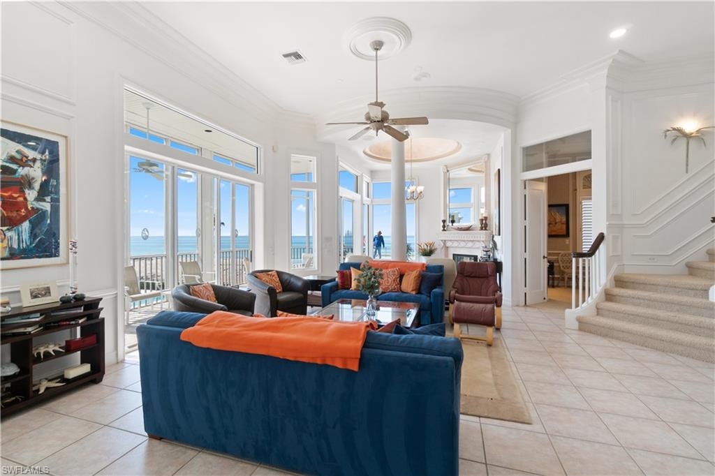 BAREFOOT BEACH - Residential