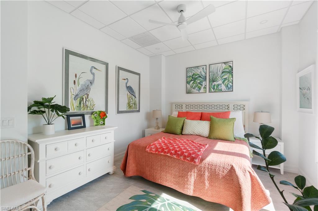 BAREFOOT BEACH - Residential