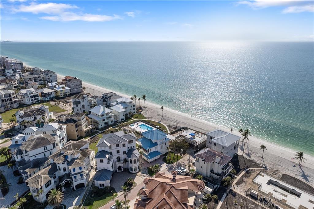 BAREFOOT BEACH - Residential