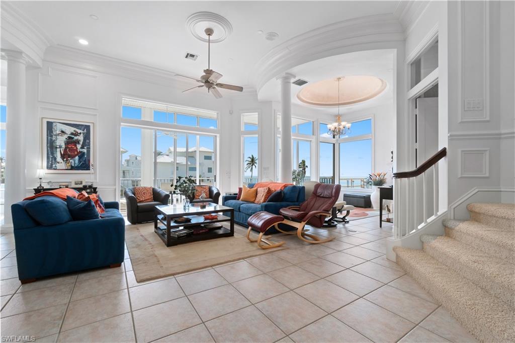 BAREFOOT BEACH - Residential