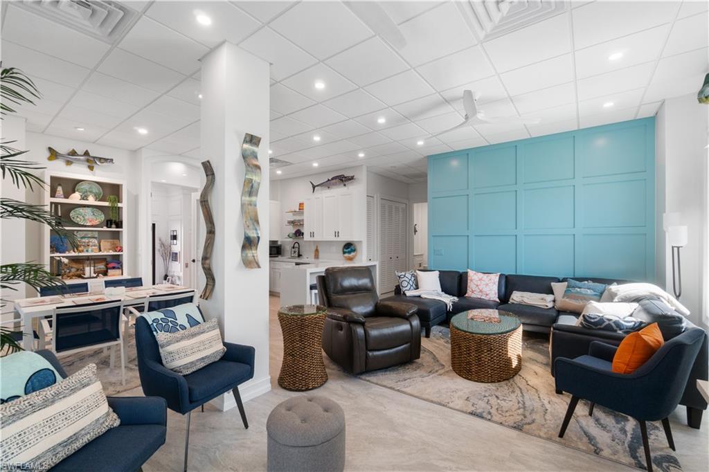 BAREFOOT BEACH - Residential