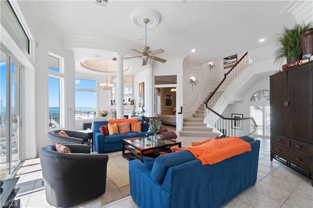 BAREFOOT BEACH - Residential