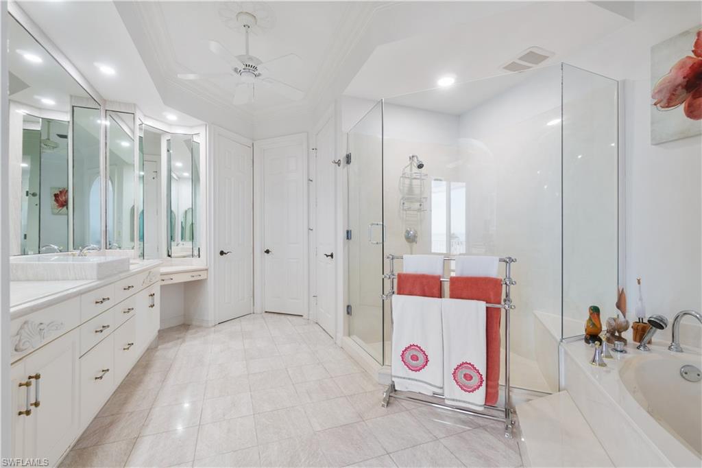 BAREFOOT BEACH - Residential