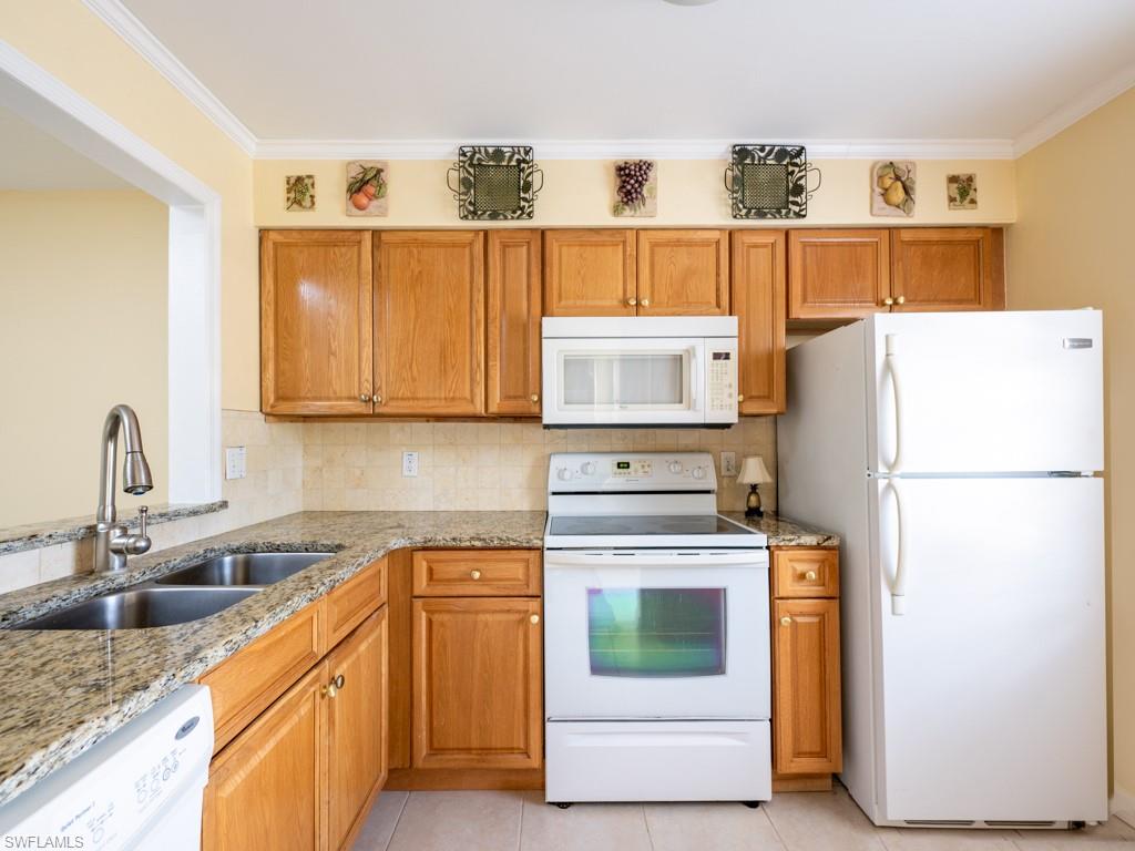 SOUTH POINTE VILLAS CONDO - Residential