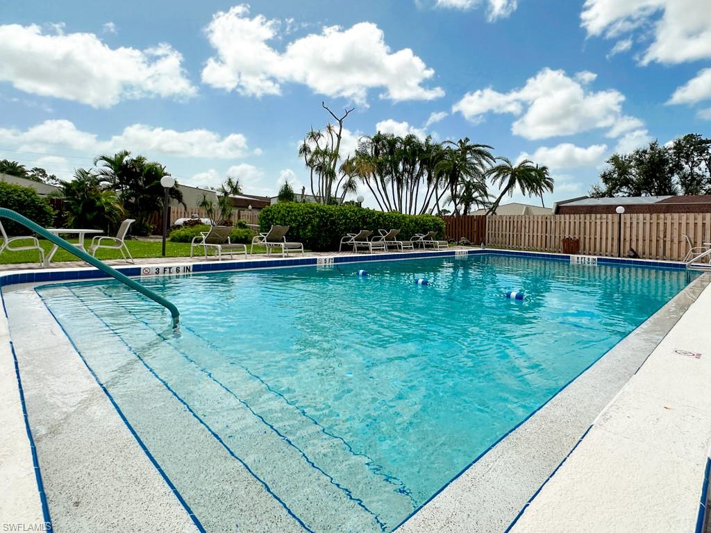 SOUTH POINTE VILLAS CONDO - Residential