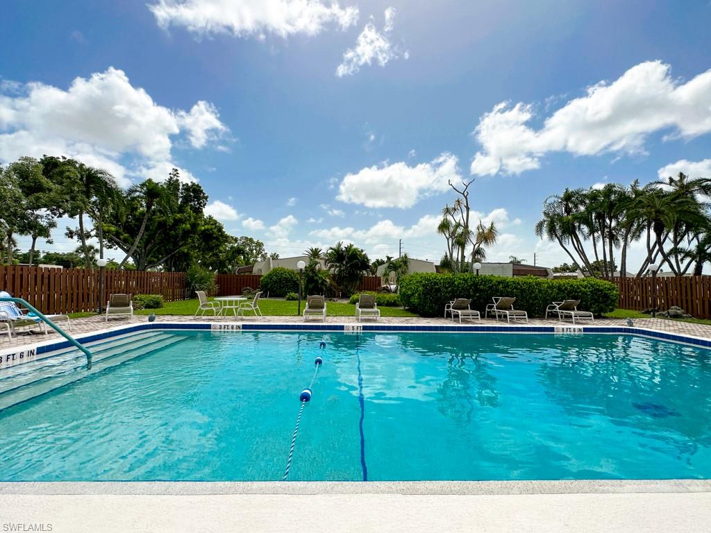 SOUTH POINTE VILLAS CONDO - Residential